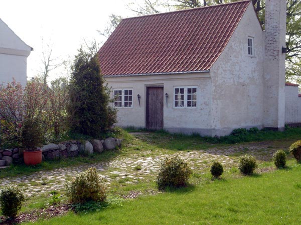 q-Bakhus 1